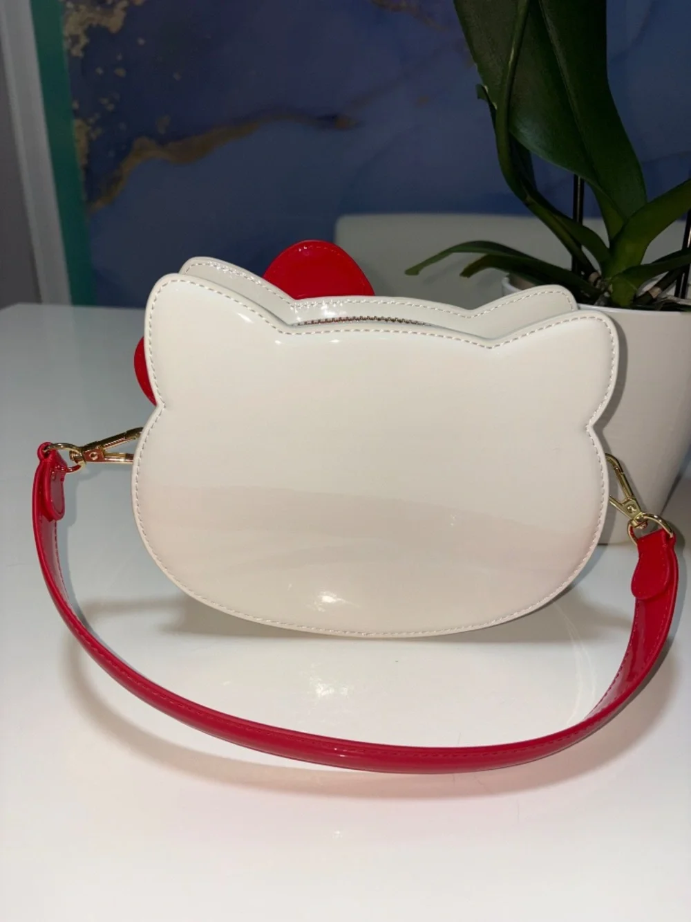 Hello kitty purse